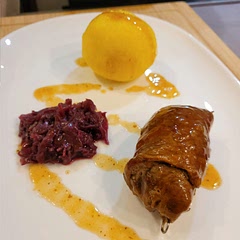 Durch die Zubereitung im Schnellkochtopf werden die Rouladen besonders zart und lecker. 
