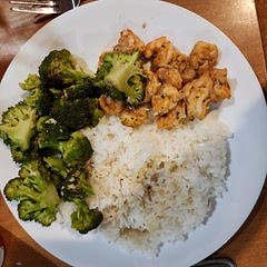 I made it exactly as the recipe describes it, served with rice and spooned the cooking juices over the rice. Delicious.