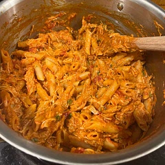 Used rotisserie chicken, but you could use any kind of chicken to go along with the pasta!