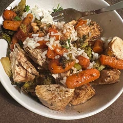 SO good. So much flavor. I never thought to roast tomatoes before idk why. But it’s amazing. Sososo good. I used chicken breasts and just cut them into smaller strips and then diced them and made some rice. 10/10
