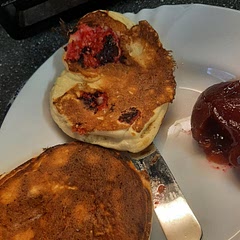 Quite dense pancakes, texture is kind of weird. They tasted okayish, but I'd mucu prefer regular pancakes