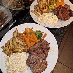 Delicious. Made them with steak and sides...absolutely lovely! 