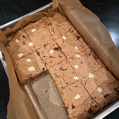 Chocolate chip cookie bars :)