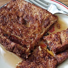 The liquid drench was barely enough for 3 pieces of toast but it's pretty good and easy