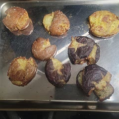 Used canola oil garlic salt onion powder and smoked paprika 