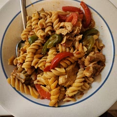 This was really good! Didn't have any avocado for it but still turned out good. Wasn't overly fast but was easy. Would definitely make again and maybe add a bit of cheddar cheese