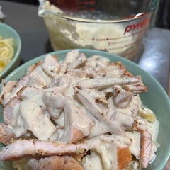 For sure go to sauce… it even turned out subbing powdered garlic instead of fresh. Measured seasonings with my heart and I’m not disappointed. So creamy, the fresh Parmesan takes it to that next level. Sauce was thin, I simmered until thick.