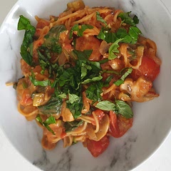 Tasty one pot meal packed with veggies. A good one to use up those veggies you have before the end of their life