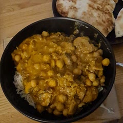 Easy and delicious! Added 3 pinches of chilli flakes for a bit more kick - I found a whole lime was just right. Definitely making this again!