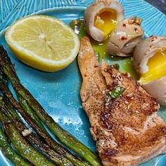This dish was super yummy! The lemon was the star of it and can’t go a miss in this recipe. I accidentally added too much butter but it was still amazing. The asparagus was soft yet had a good crisp/crunch. I paired it with Korean mayak eggs, the yolks went very well with the salmon. Next I would try this with a parsley sauce and potatoes for more of a substantial meal :)