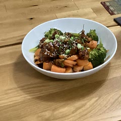 Didn’t enjoy this, I used Tamari and the soy taste was overpowering.