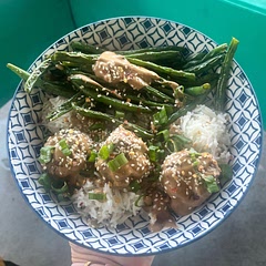 Very tasty,  strong flavour! I made this recipe before when I had the Hello Fresh subscription and I thought it was delicious then too! This recipe is slightly different to the original that I made with some added ingredients (sesame seeds and chilli flakes) was a nice upgrade. 

Will make again.