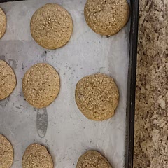 made these without the sugary mix ins and with steel cut oats instead, as well as adding craisins. came out really yummy but had to bake for 15 minutes. 
