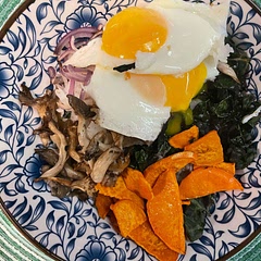 Easy and satisfying! Excited to try with other veggie variations.