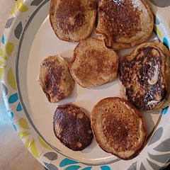 Easy to make! I followed recommendations and doubled the cinnamon, and I still couldn't really taste it too much. I added 1/2 c of milk and 1 T chia seeds, and the consistency and flavor was awesome!