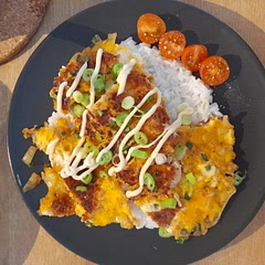 Absolutely superb. All the flavors are spectacular! The sweet onions, the salty soy sauce and the egg were amazing! I added cherry tomatoes, kewpie mayonaise and a little bit of dried chives for garnish. 