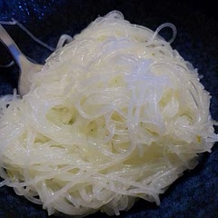 I used something called bean thread but it's really good; I wish I made more sauce 