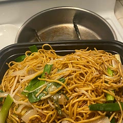 I didn’t have any dark soy sauce so my color is off but THIS WAS DELICIOUS! Better than takeout!! I also used a little sesame oil along with my neutral oil—so good. I don’t even have a wok and still turned out.