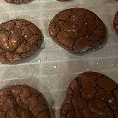 Amazing results, fudgy brownie cookies, for people that love chocolate. The salt at the end gave them a nice final touch. Overall I will definitely make them again, not very hard to make and follow the instructions:)