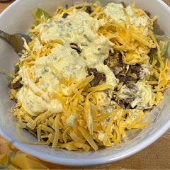 Super satisfying meal when/if you’re craving a Big Mac. One of my favorite meals to make with ground beef.