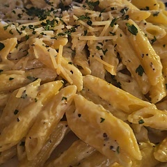 Little bit more garlicky than I'd like but my boyfriend loved it. He rated it 8/10 lol