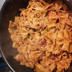 This was amazing my fiance and I are both picky eaters and we ate every last drop 10/10 highly recommend 