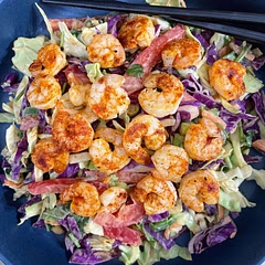 Delicious! Very crunchy and flavorful. I topped it with shrimp.