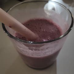 The lighting in the photo was terrible, but the color is reddish and delicious. 