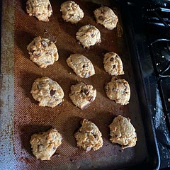 These were so good!  Easy to make and took no time.  All the ingredients I had on hand too.  I didn’t flatten them, so they are kind of bulky but that didn’t make a difference.