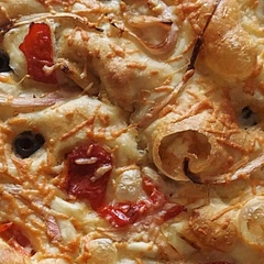 Made this recipe for the 1st time and it was a hit. Only problem was the bottom crust didn't get brown enough 