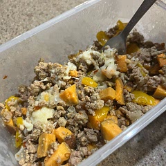 would probably wanna double up the recipe to make more but this was pretty good. I threw in a bunch of red pepper flakes to give it some spice
