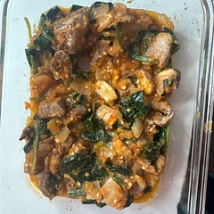 Used lamb which I boiled prior and then used the stock I made with that and bones instead of adding just water or broth towards the end.