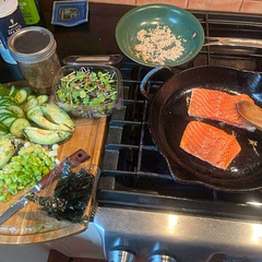 We eat this almost weekly.  It is soooooo good!