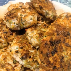 Needs more flavor.  I improved the last half that was cooked by sprinkling Cajun spice on it, and I made a mushroom gravy with the drippings.  