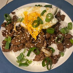 Love it. I quadrupled the pepper flakes because I like my food spicy 🌶️ and topped it with a fried egg. Next time might add some pickled carrots. So good!