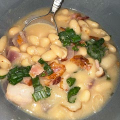 I added bacon and red onions onion powder garlic powder and fresh thyme next time I’ll triple the recipe 
!