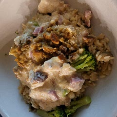 Made broccoli separate and made onion garlic rice to go with it....thought it could used 2 boxes of stuffing but over all will make again