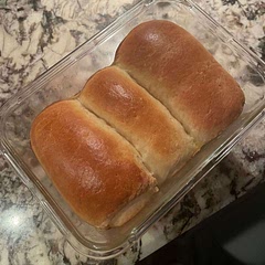Beasted 😼 first time making bread. yummy (notes: i left it in longer to get more of a golden brown top and to make sure it was cooked all the way)