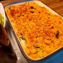 Delicious dish. I used paxo breadcrums on top to making a little extra crispy and added bacon. Definitely recommend doubling up on the sauce. 