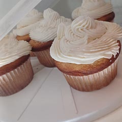 I made them! I'm 13 and these were very simple. I made them for a someone's birthday I can't wait to see what they 
 think. I did have to use the jumbo muffin tins, so it only made 5. Other than that great recipe 😊