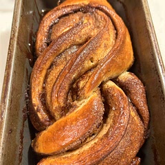 Changed to a cinnamon roll filling. 👍🏻