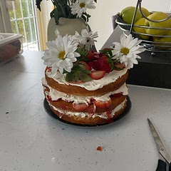 I used gluten free flour instead and was still lovely!