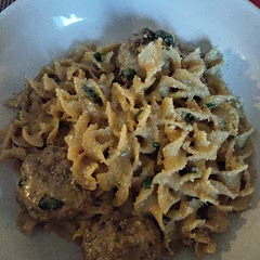 Will definitely make again delicious nice creamy gravy
