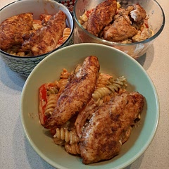 Used chicken tenderloins, 2 bell peppers, extra mushrooms, and 12oz of pasta. Came out really good. Could have added a bit more heat but didn't want too much.
