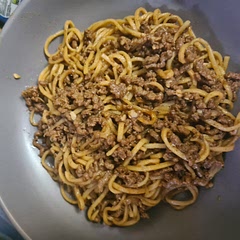 It needs a veg will definitely make again but will add brocoli and mushrooms 