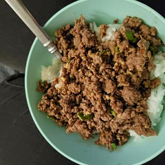 The sauce was too mild.  It needed more...something.
