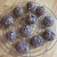 Followed every detail of the recipe and they were more lavender than deep purple in color.
Lightly sweet in flavor but not lacking for guilt free snacking. Will toss in 1/4c more blueberries next time because I definitely will be making again!