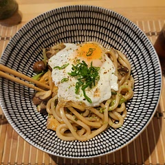 REALLY REALLY GOOD!!
I added garlic and chili like some others have said, and substituted the meat with fried tofu :) +a fried egg on top

definitely will make again! super tasty, not too much of a hassle and pretty cheap!