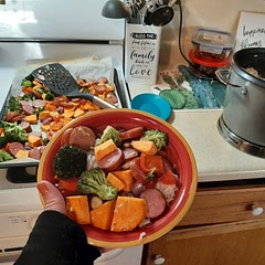 Super yummy, had over a small bed of rice, also added onions to this.