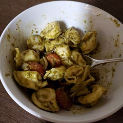 It's hard to find recipes I like since I'm a picky eater, but this recipe drew me in with the tortellini. I was not disappointed!